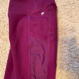 Fabletics capri leggings